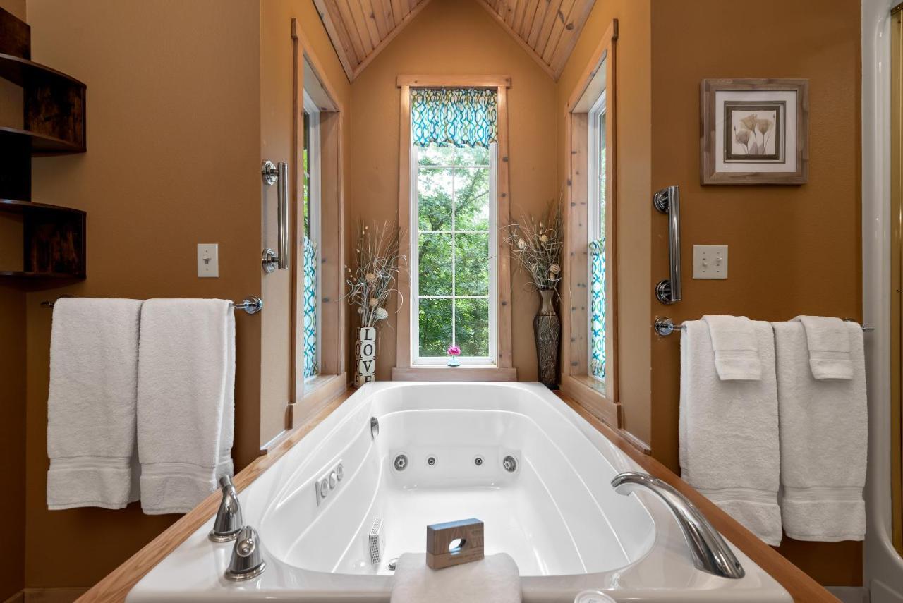 The Woods Cabins Eureka Springs Luaran gambar