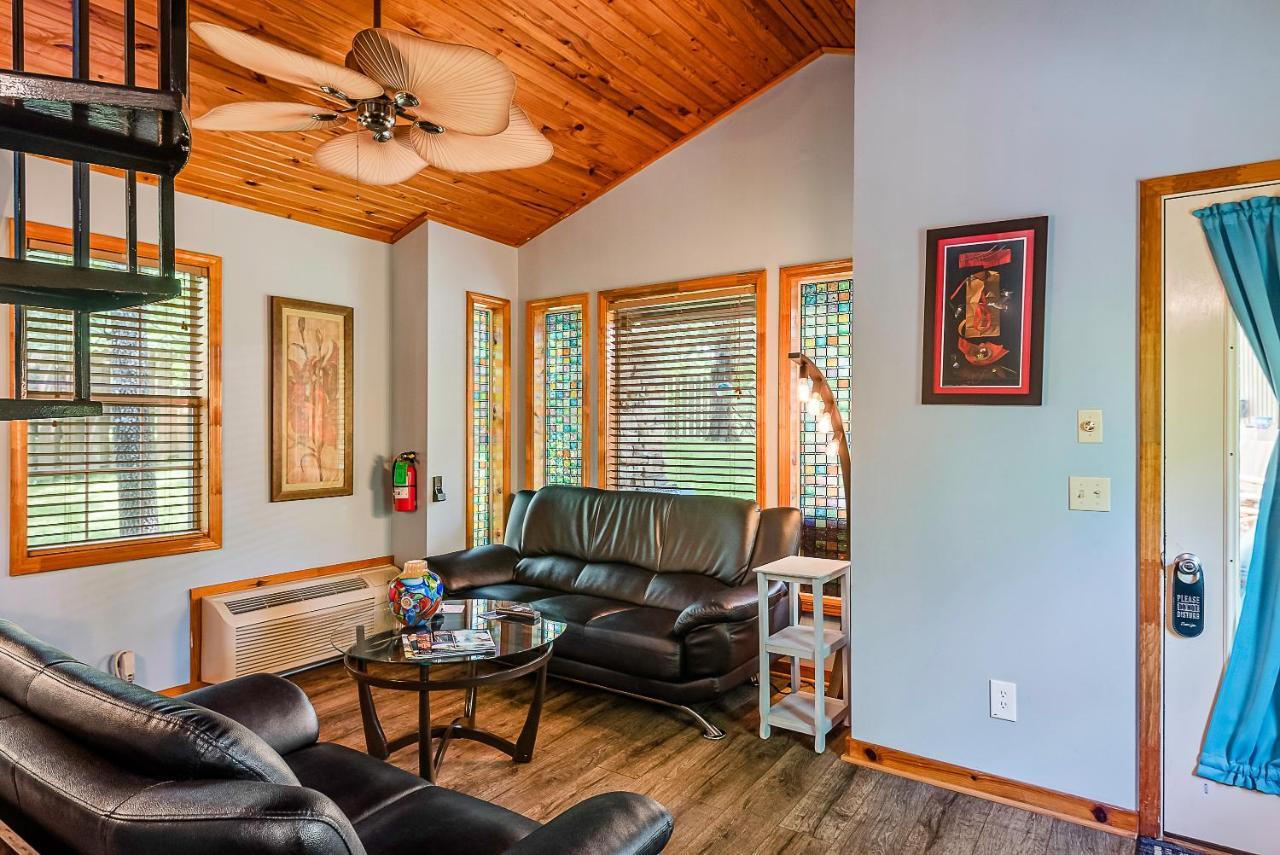 The Woods Cabins Eureka Springs Luaran gambar